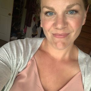 Meet your Posher, Angie